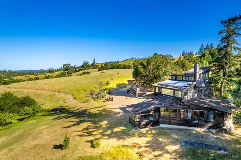 Exterior - 6200 Lazy Springs Rd, Philo, CA 95466 photo 2 of 14