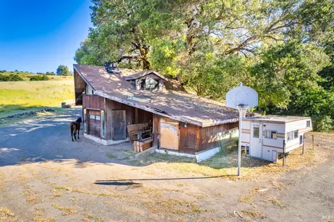 Exterior - 6200 Lazy Springs Rd, Philo, CA 95466 photo 10 of 14