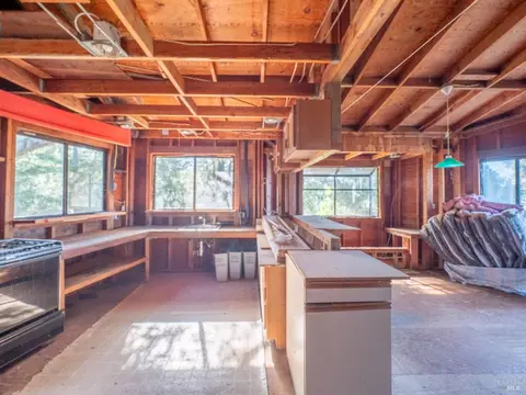 Kitchen - 6200 Lazy Springs Rd, Philo, CA 95466 photo 1 of 1