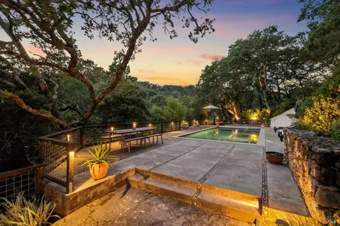 12405 Flicker Hill Dr, Glen Ellen, CA 95442