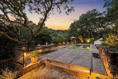 12405 Flicker Hill Dr, Glen Ellen, CA 95442