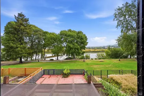 View/Area - 910 Marina Dr, Napa, CA 94559 photo 1 of 1