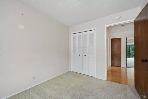 Bedroom - 910 Marina Dr, Napa, CA 94559 photo 1 of 3