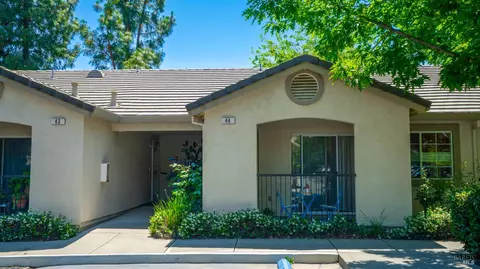2001 Eastwood Dr #44, Vacaville, CA 95687