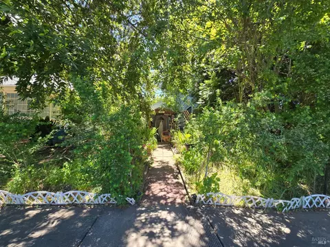 Exterior - 487 E Valley St, Willits, CA 95490 photo 11 of 11