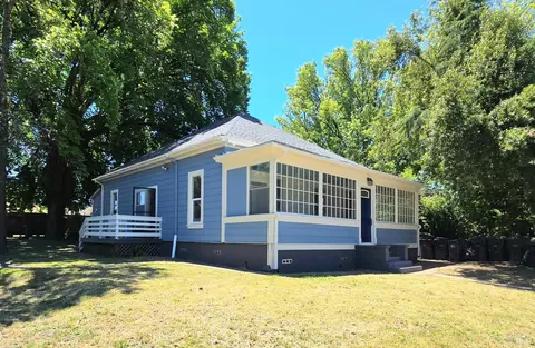 487 E Valley St, Willits, CA 95490