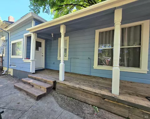 Exterior - 487 E Valley St, Willits, CA 95490 photo 9 of 11