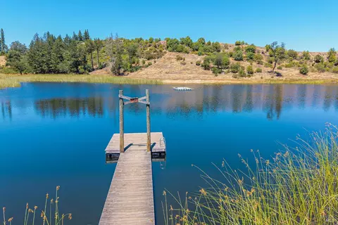 4665 Upper Ridge Rd, Santa Rosa, CA 95404
