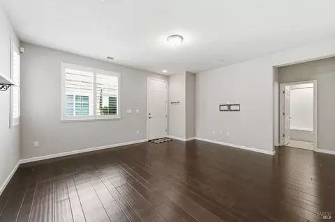 Living - 2151 Eva St, Napa, CA 94559 photo 2 of 6