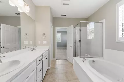 Entry Way - 2151 Eva St, Napa, CA 94559 photo 3 of 3