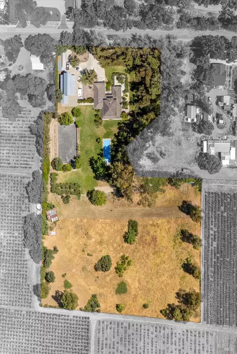 View/Area - 585 Denmark St, Sonoma, CA 95476 photo 1 of 4