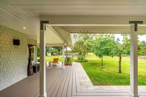 Exterior - 585 Denmark St, Sonoma, CA 95476 photo 9 of 22