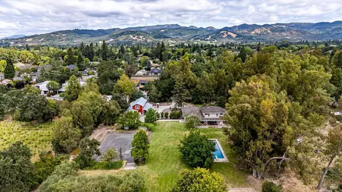 View/Area - 585 Denmark St, Sonoma, CA 95476 photo 3 of 4