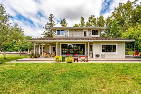 Exterior - 585 Denmark St, Sonoma, CA 95476 photo 6 of 22