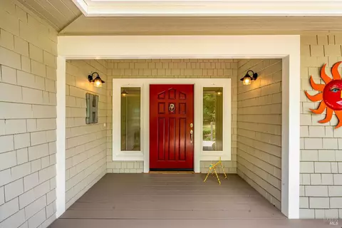 Exterior - 585 Denmark St, Sonoma, CA 95476 photo 4 of 22