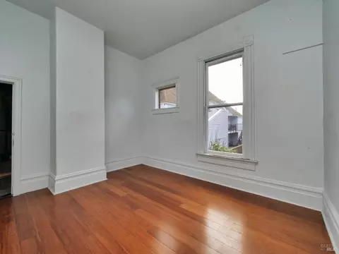 Bedroom - 1014 Castro St, Oakland, CA 94607 photo 2 of 5