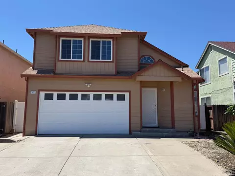 322 Ridgecrest Cir, Suisun City, CA 94585