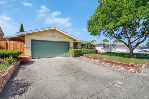 Exterior - 278 Jasmine St, Fairfield, CA 94533 photo 2 of 7