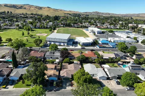 View/Area - 278 Jasmine St, Fairfield, CA 94533 photo 2 of 3