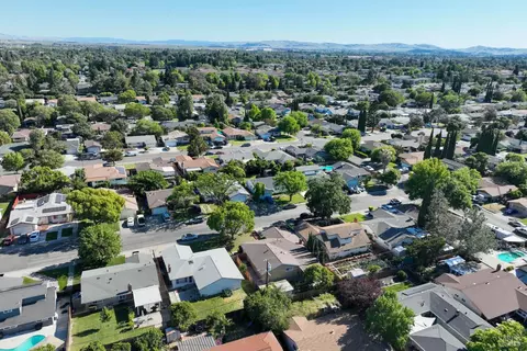 View/Area - 278 Jasmine St, Fairfield, CA 94533 photo 3 of 3