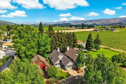 1866 Oak Cir, Yountville, CA 94599
