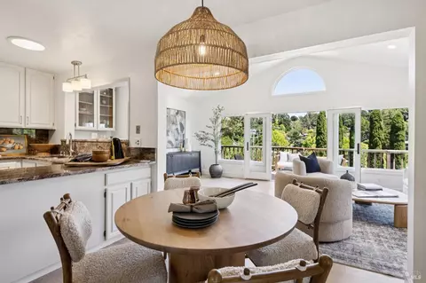 117 Longfellow Rd, Mill Valley, CA 94941