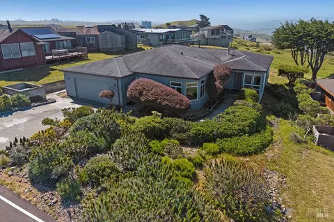 9 Maui Ln, Dillon Beach, CA 94929