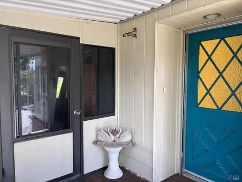 1002 El Granada Cir, Novato, CA 94949