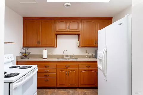 Kitchen - 327 Pecan St, Vallejo, CA 94589 photo 2 of 2