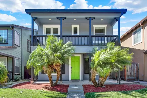 1261 Valley Glen Dr, Dixon, CA 95620