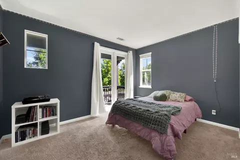Bedroom - 1261 Valley Glen Dr, Dixon, CA 95620 photo 3 of 3
