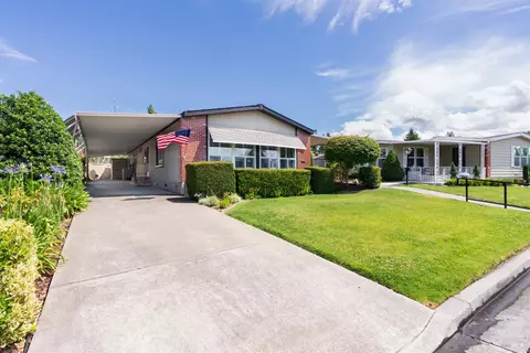 1 Circulo Grande, Rohnert Park, CA 94928