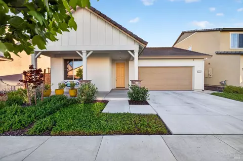 6219 Olympic Pl, Rohnert Park, CA 94928