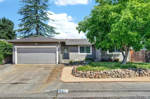 281 Meadowood Ln, Sonoma, CA 95476