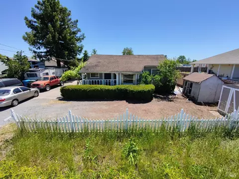 148 Millbrae Ave, Santa Rosa, CA 95407