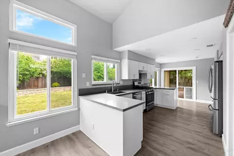 Kitchen - 1106 Peppertree Ct, Fairfield, CA 94533 photo 1 of 4
