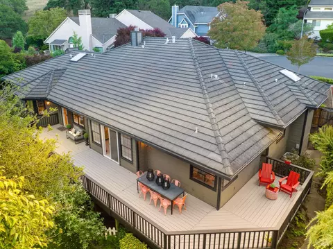 18 Clement Ct, Napa, CA 94558