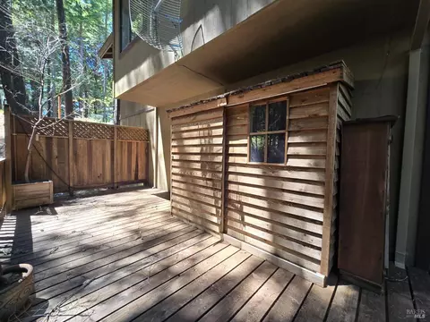 Exterior - 24861 Ridge Rd, Willits, CA 95490 photo 5 of 12