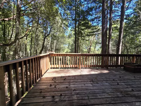 Exterior - 24861 Ridge Rd, Willits, CA 95490 photo 3 of 12