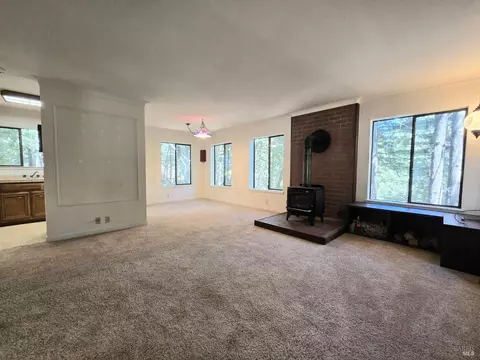 Living - 24861 Ridge Rd, Willits, CA 95490 photo 2 of 4