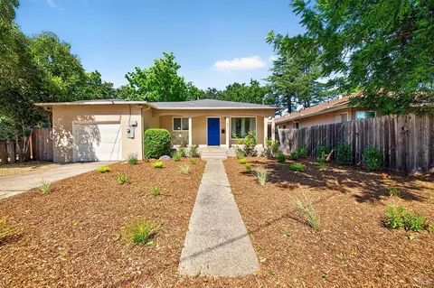 1481 North St, Santa Rosa, CA 95404