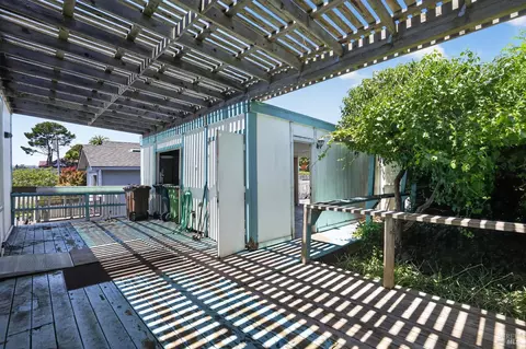 1728 Centro West St, Tiburon, CA 94920
