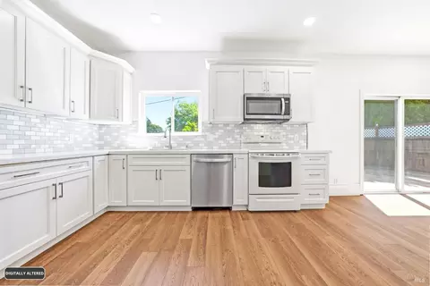 Kitchen - 428 432-434 Ohio St, Vallejo, CA 94590 photo 1 of 7