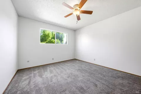 Bedroom - 428 432-434 Ohio St, Vallejo, CA 94590 photo 11 of 12