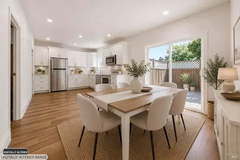 Dining - 428 432-434 Ohio St, Vallejo, CA 94590 photo 2 of 2