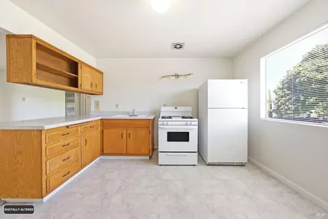 Kitchen - 428 432-434 Ohio St, Vallejo, CA 94590 photo 6 of 7