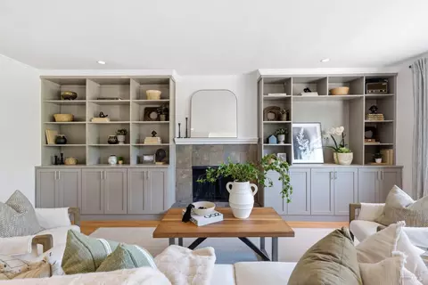 404 Vendola Dr, San Rafael, CA 94903