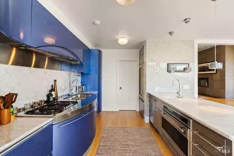 Kitchen - 307 North St, Sausalito, CA 94965 photo 3 of 4