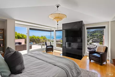 Bedroom - 307 North St, Sausalito, CA 94965 photo 1 of 3