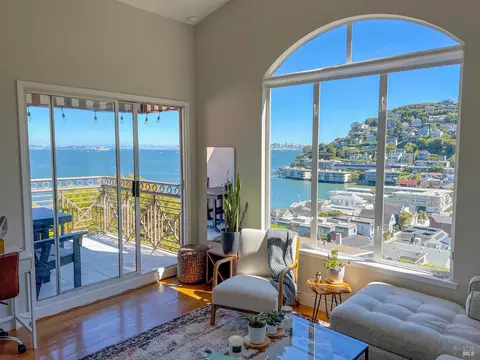 Living - 307 North St, Sausalito, CA 94965 photo 3 of 5